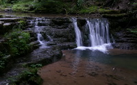 Kleiner Wasserfall in der Gauchachschlucht, Juni 2020