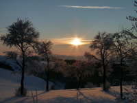 Winterlicher Sonnenaufgang im Hegau